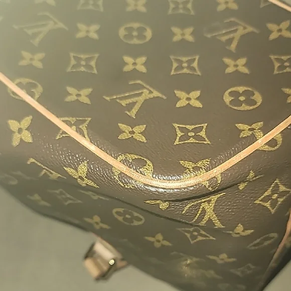 Louis Vuitton Classic Monogram Tote with Tan Accents - Picture 11 of 15